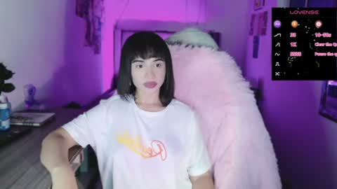 Danielle  Please help me to reach 300 thumbs up online show from 07.03.26