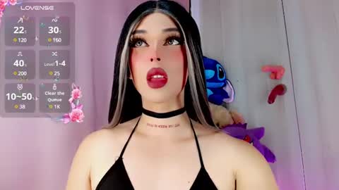 Snapshot of valentinne_marian chatting on 01.25.25 Marian online show from 01.25.25