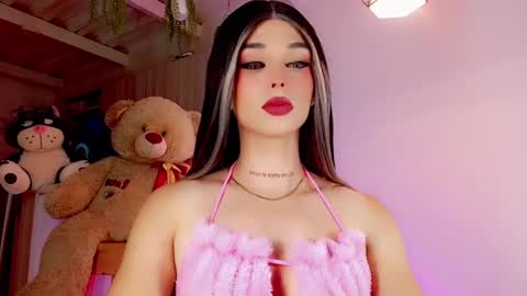 Snapshot of valentinne_marian chatting on 02.12.25 Marian online show from 02.12.25