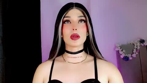 Snapshot of valentinne_marian chatting on 03.01.25 Marian online show from 03.01.25