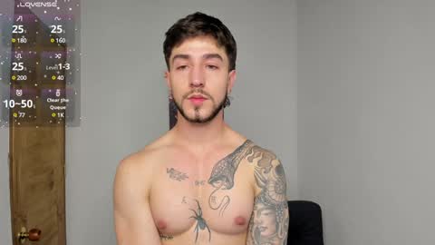 valentino online show from 01.30.25