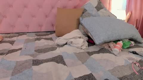 Vale Toro  online show from 01.27.25