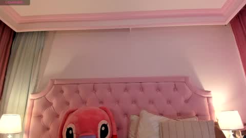 Vale Toro  online show from 02.20.25