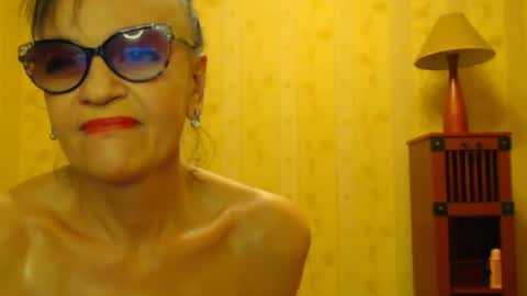 Snapshot of valenttijm3851 chatting on 03.11.25 valentijm online show from 03.11.25