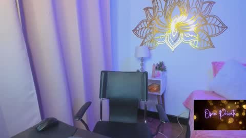 Snapshot of valeperez24 chatting on 09.15.25 Valery And Daniel online show from 09.15.25