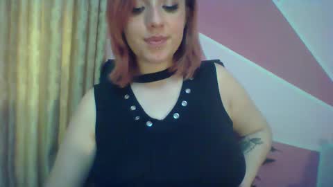 Snapshot of valeri_cove chatting on 02.07.25 Valeri Cove online show from 02.07.25