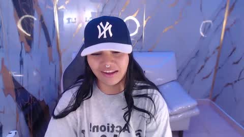 Snapshot of valeri_harpers4 chatting on 09.15.25 valeri_harpers4 online show from 09.15.25