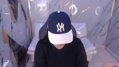 Snapshot of valeri_harpers4 chatting on 09.19.25 valeri_harpers4 online show from 09.19.25