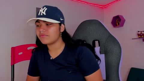 Snapshot of valeri_harpers4 chatting on 10.01.25 valeri_harpers4 online show from 10.01.25