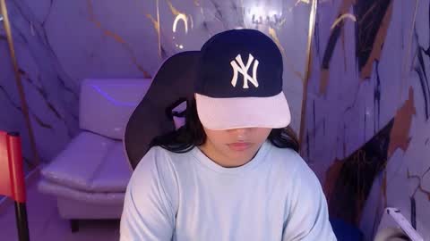 Snapshot of valeri_harpers4 chatting on 10.07.25 valeri_harpers4 online show from 10.07.25