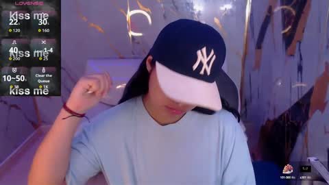 Snapshot of valeri_harpers4 chatting on 10.10.25 valeri_harpers4 online show from 10.10.25