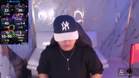 Snapshot of valeri_harpers4 chatting on 10.23.25 valeri_harpers4 online show from 10.23.25