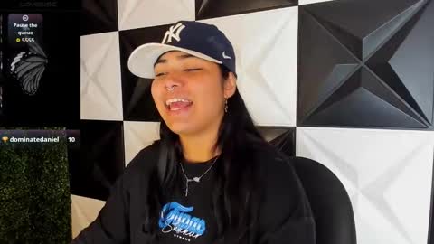 Snapshot of valeri_harpers4 chatting on 10.25.25 valeri_harpers4 online show from 10.25.25