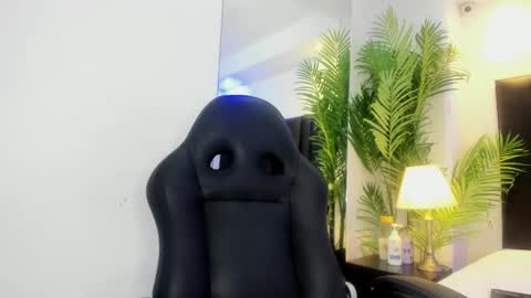 valeri_tafur online show from 11.01.25