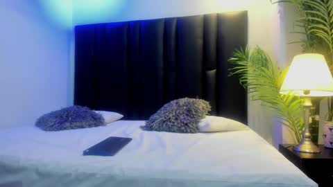 valeri_tafur online show from 11.20.25