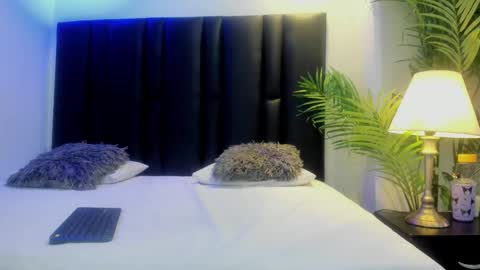 valeri_tafur online show from 11.22.25