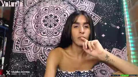 Snapshot of valeria032 chatting on 09.24.25 valeria online show from 09.24.25