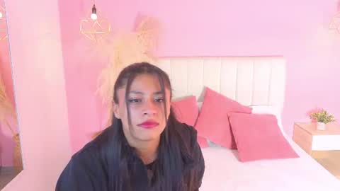 Snapshot of valeria__torres chatting on 07.22.26 Valeria online show from 07.22.26