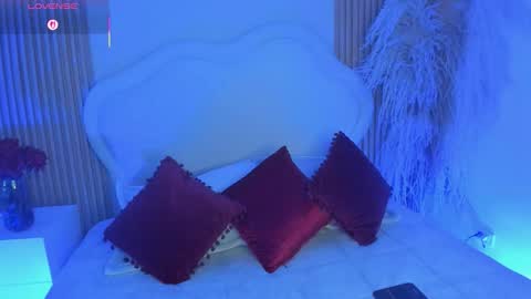 Snapshot of valeria_carter_ chatting on 12.17.25 valeria_carter_ online show from 12.17.25