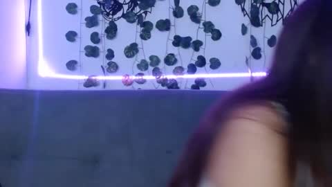 Snapshot of valeria_cherry chatting on 01.22.25 valeria online show from 01.22.25