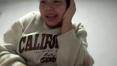 Snapshot of valeria_cherry chatting on 03.03.25 valeria online show from 03.03.25