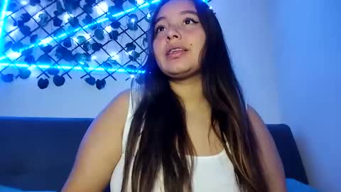 Snapshot of valeria_cherry chatting on 03.04.25 valeria online show from 03.04.25