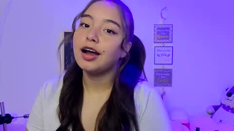 Snapshot of valeria_cherry chatting on 02.09.26 valeria online show from 02.09.26