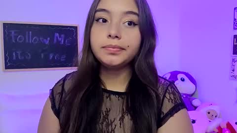 Snapshot of valeria_cherry chatting on 02.21.26 valeria online show from 02.21.26