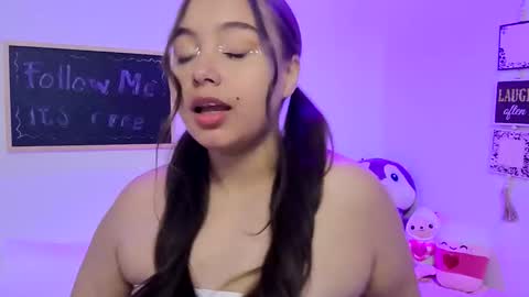 Snapshot of valeria_cherry chatting on 02.24.26 valeria online show from 02.24.26