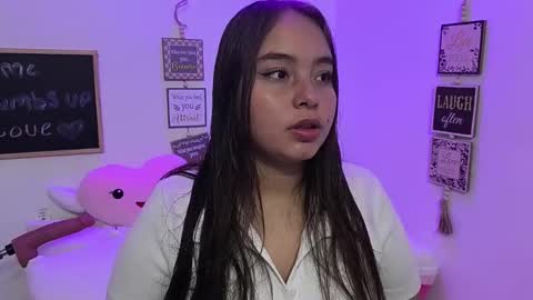 Snapshot of valeria_cherry chatting on 03.15.26 valeria online show from 03.15.26