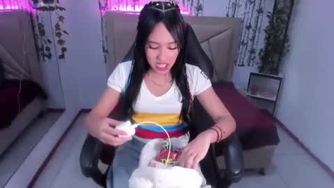 Snapshot of valeria_dark_ chatting on 06.27.26 valeria online show from 06.27.26