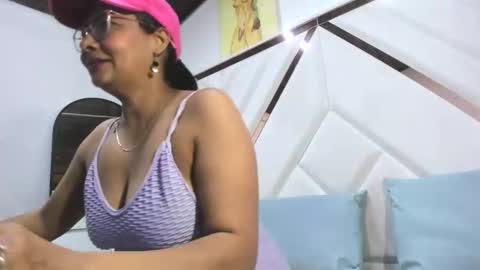 valeria_gil_ online show from 04.29.26