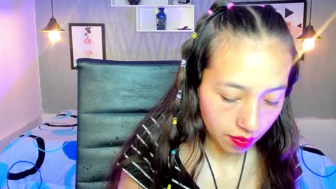 Snapshot of valeria_rossi7 chatting on 12.16.24 Valeria online show from 12.16.24