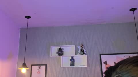 Snapshot of valeria_rossi7 chatting on 12.27.24 Valeria online show from 12.27.24