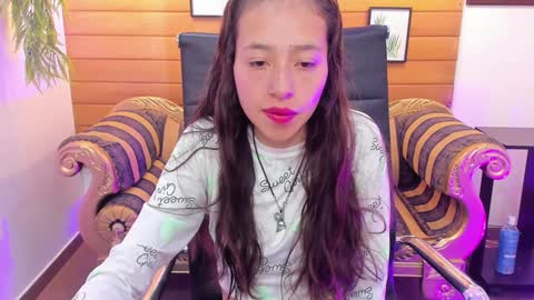 Snapshot of valeria_rossi7 chatting on 12.28.24 Valeria online show from 12.28.24