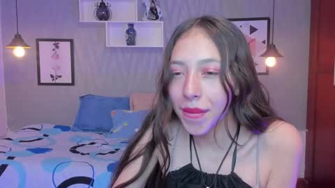 Snapshot of valeria_rossi7 chatting on 02.14.25 Valeria online show from 02.14.25