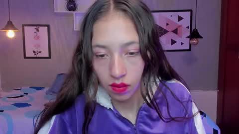 Snapshot of valeria_rossi7 chatting on 02.17.25 Valeria online show from 02.17.25