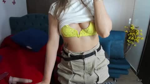 Snapshot of valeria_teiku1 chatting on 02.04.25 Valeria online show from 02.04.25