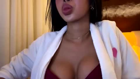 Snapshot of valeriadion chatting on 10.20.25 Valeria online show from 10.20.25