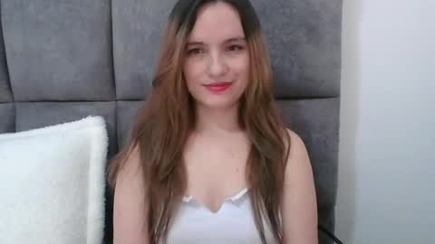 Snapshot of valeriafrannco chatting on 01.11.25 valeriafrannco online show from 01.11.25