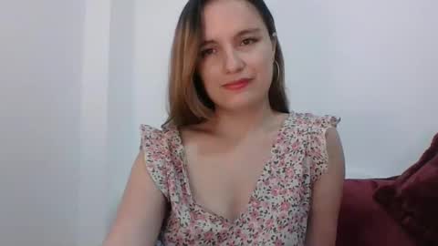 Snapshot of valeriafrannco chatting on 01.16.25 valeriafrannco online show from 01.16.25