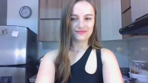 valeriafrannco online show from 12.16.25