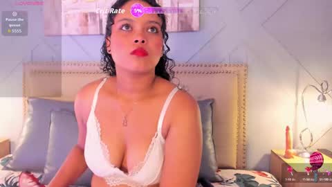 Snapshot of valeriajlio chatting on 09.13.25 Valeria online show from 09.13.25