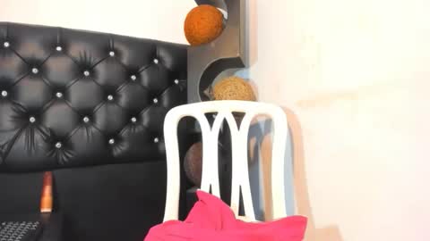 valeriapinkk online show from 04.24.26