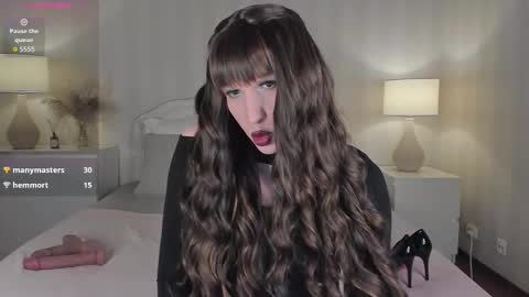 Valeria online show from 12.14.25