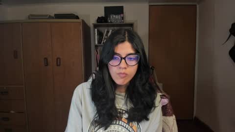 Snapshot of valerie__sky chatting on 01.07.25 Val online show from 01.07.25