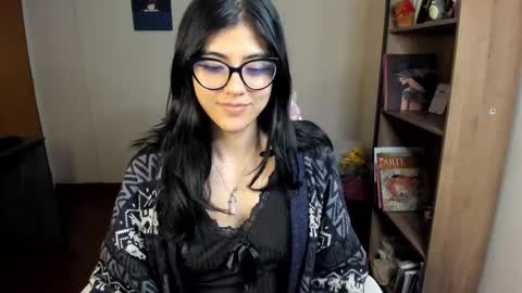 Snapshot of valerie__sky chatting on 03.05.25 Val online show from 03.05.25