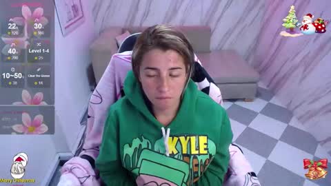 Snapshot of valerie_b chatting on 12.11.24 valerie_b online show from 12.11.24