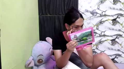 Snapshot of valerie_lure chatting on 06.02.26 addy online show from 06.02.26