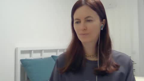 valerie_rose777 online show from 02.17.25